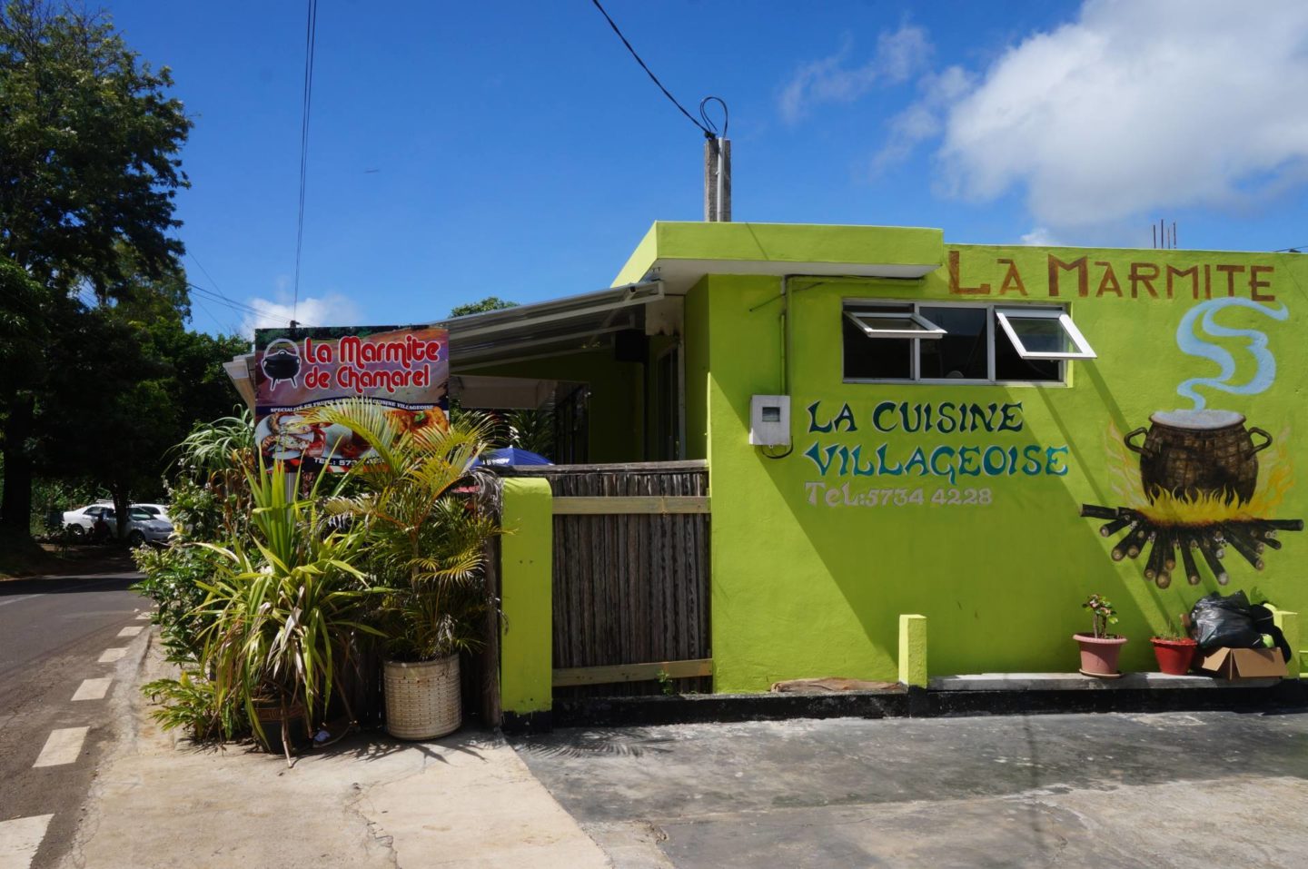 Chamarel Et La Terre Des Sept Couleurs Juste Maudinette