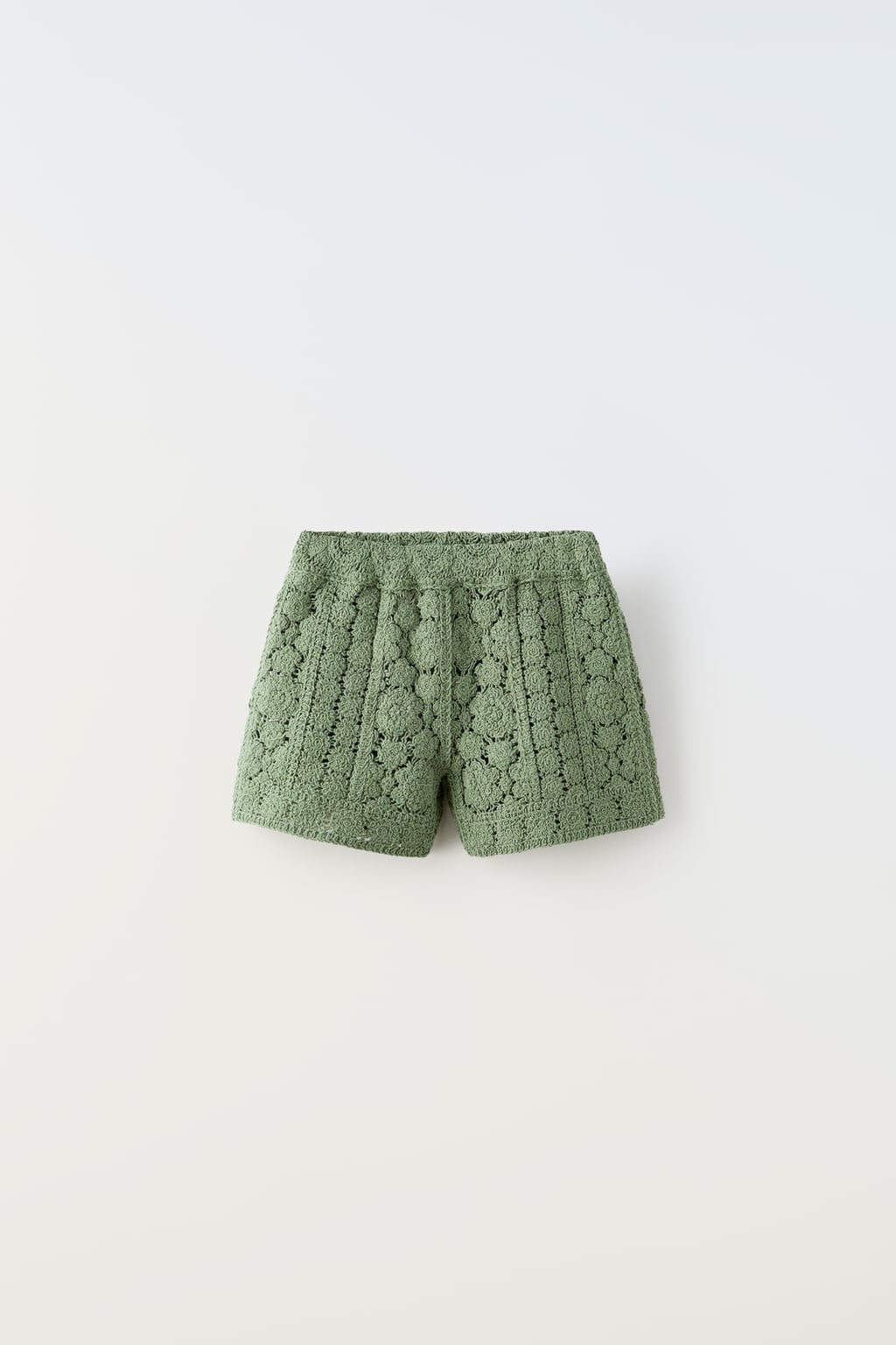 short-zara-crochet-vert